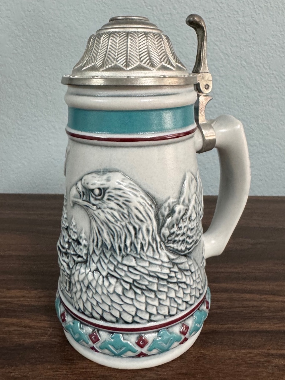 Avon Endangered Species Bald Eagle Lidded Beer Stein Mug 12 oz Embossed 1990